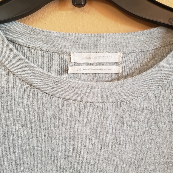 Urban Outfitters Sweater - Picture 3 of 5